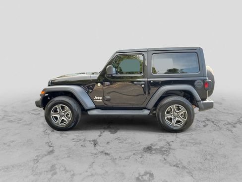 Used 2019 Jeep Wrangler Sport AWD/4WD image 5