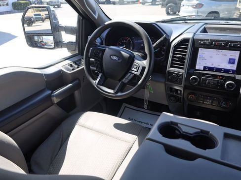 Used 2021 Ford F350 XLT w/ XLT Premium Package AWD/4WD image 18