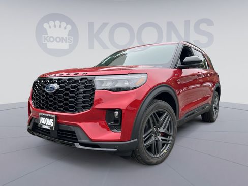 New 2026 Ford Explorer ST-Line w/ ST-Line Street Pack AWD/4WD image 1