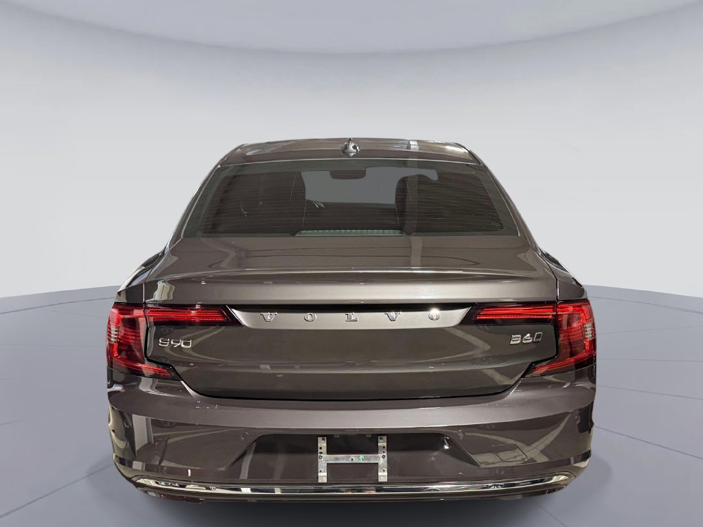 Used 2023 Volvo S90 B6 Ultimate w/ Protection Package Premier AWD/4WD image 4