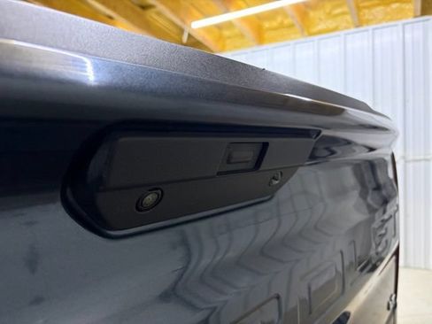 Used 2019 Chevrolet Silverado 1500 LT w/ All-Star Edition AWD/4WD image 9