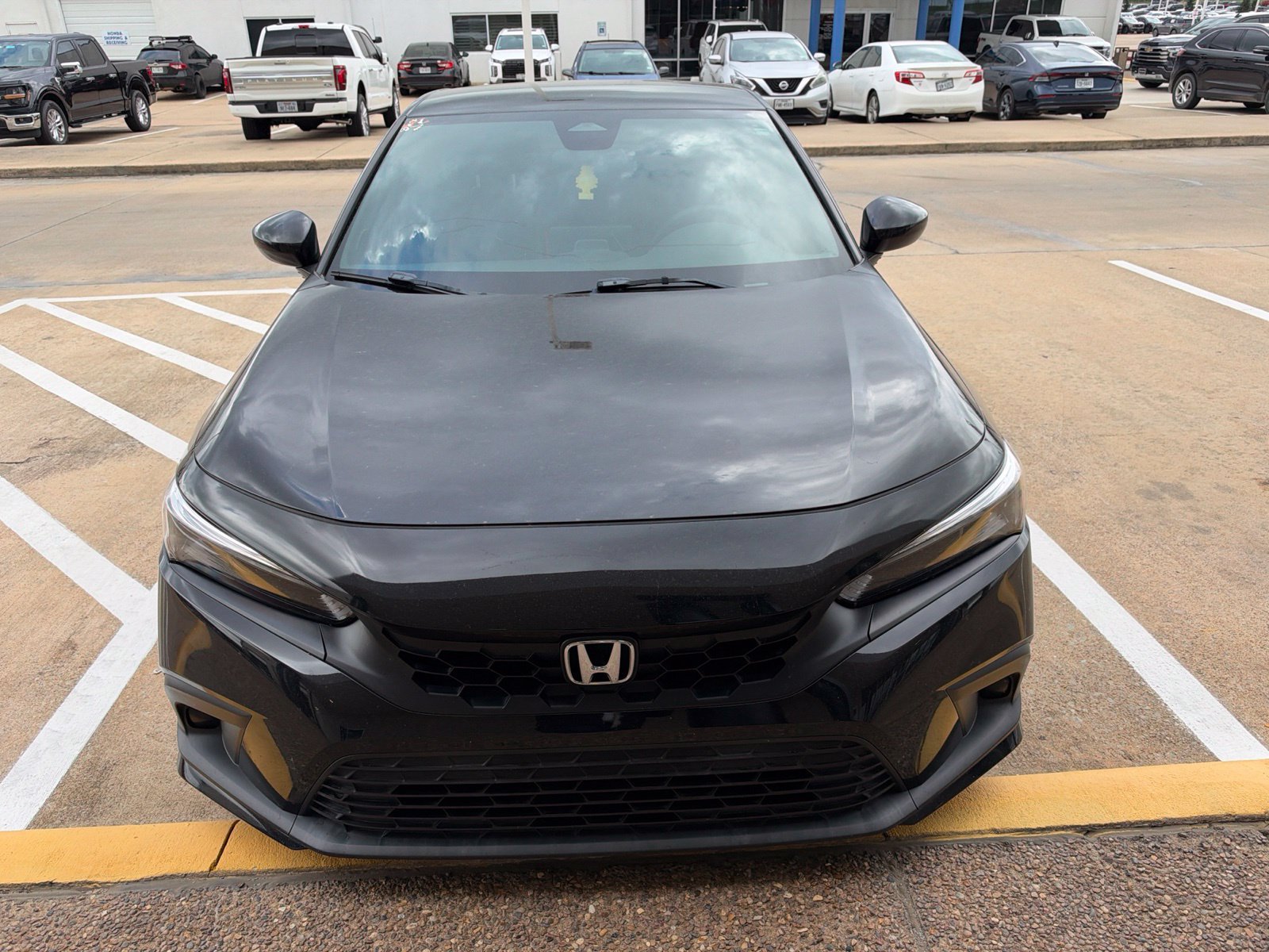 Used 2024 Honda Civic Sport image 2