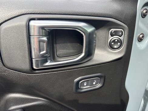 Used 2025 Jeep Wrangler Unlimited Sport S 4xe AWD/4WD image 18