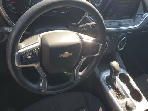 Used 2021 Chevrolet Blazer LT FWD image 18