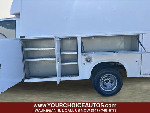 Used 2007 GMC Savana 3500 RWD image 8