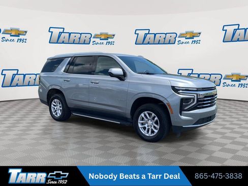Used 2025 Chevrolet Tahoe LT RWD image 2