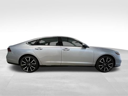 New 2026 Honda Accord Touring image 8