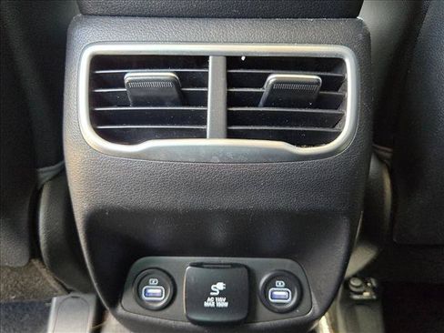 Used 2023 Hyundai Santa Fe Limited AWD/4WD image 19
