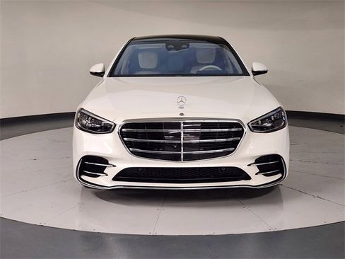 Used 2022 Mercedes-Benz S 580 4MATIC Sedan image 9