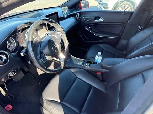 Used 2015 Mercedes-Benz CLA 250 image 9