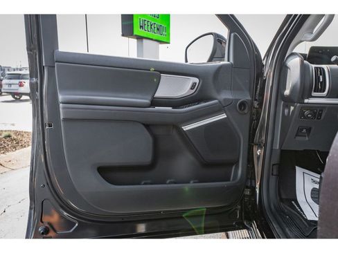 Used 2025 Ford Expedition Max Active image 6