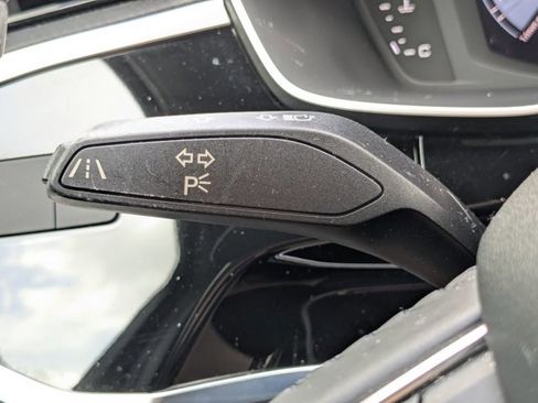 Used 2020 Audi Q3 2.0T Premium AWD/4WD image 6