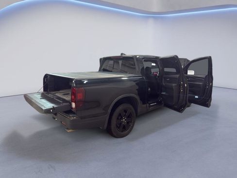 Used 2019 Honda Ridgeline Black Edition image 13