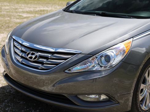 Used 2013 Hyundai Sonata SE image 24