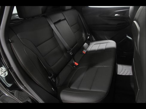 Used 2025 Chevrolet TrailBlazer RS w/ Convenience Package AWD/4WD image 19