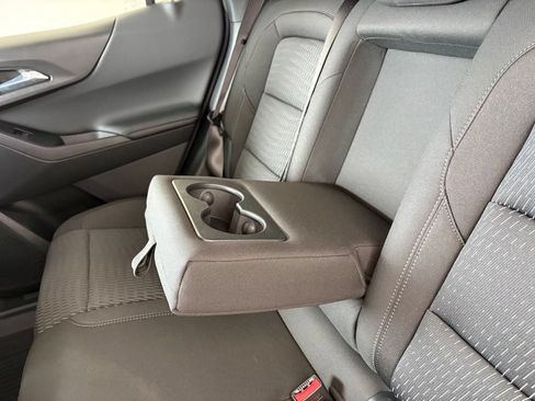 New 2027 Chevrolet Equinox LT w/ LPO, Floor Liner Package FWD image 29