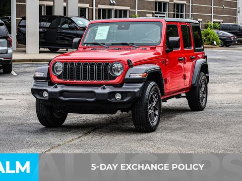 Used 2025 Jeep Wrangler Unlimited Sport AWD/4WD image 4