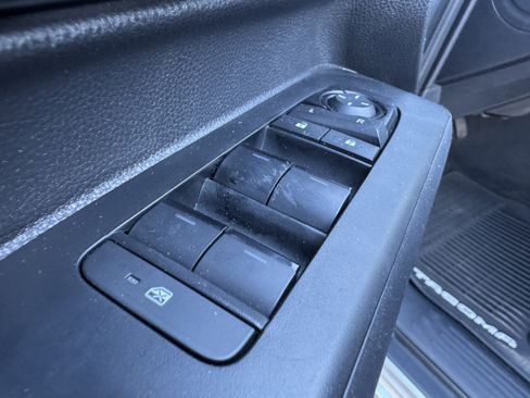 Certified 2024 Toyota Tacoma SR5 image 10