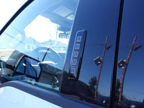 Used 2023 Ford F250 XLT image 11