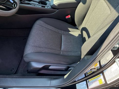 Used 2025 Honda Accord LX image 14