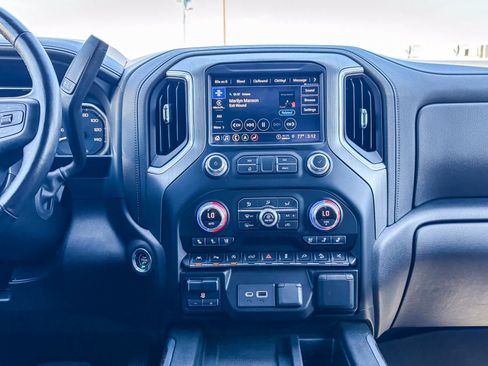 Used 2021 GMC Sierra 1500 Denali w/ Denali Ultimate Package AWD/4WD image 12