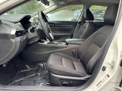 Used 2026 Nissan Altima 2.5 SV FWD image 27
