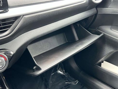 Used 2023 Kia Forte GT-Line w/ GT-Line Premium Package image 11