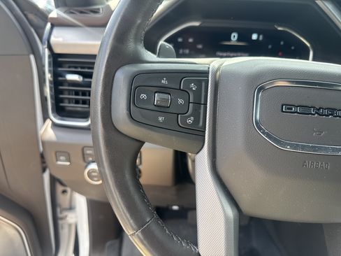 Used 2022 GMC Sierra 1500 Denali AWD/4WD image 18