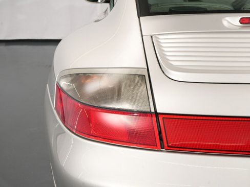 Used 2003 Porsche 911 Carrera 4S AWD/4WD image 21