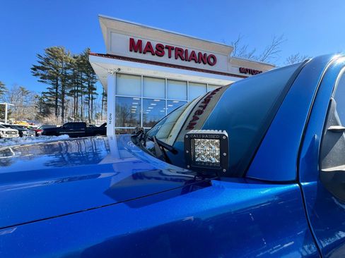Used 2017 Toyota Tacoma TRD Off-Road w/ Tow Package AWD/4WD image 30