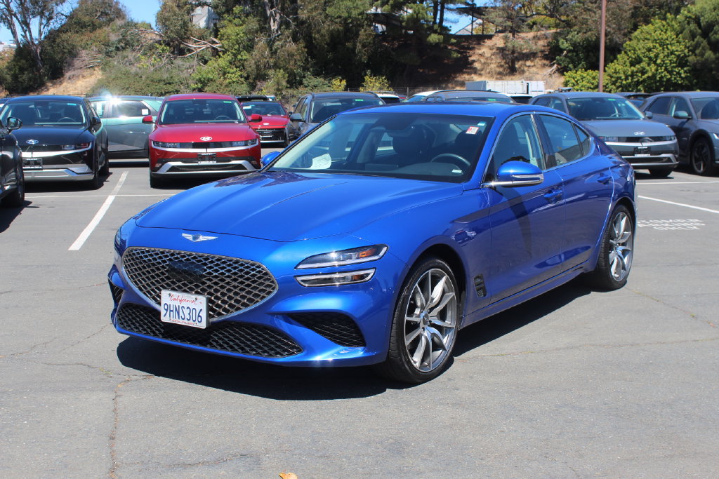 Used 2023 Genesis G70 2.0T AWD/4WD image 2