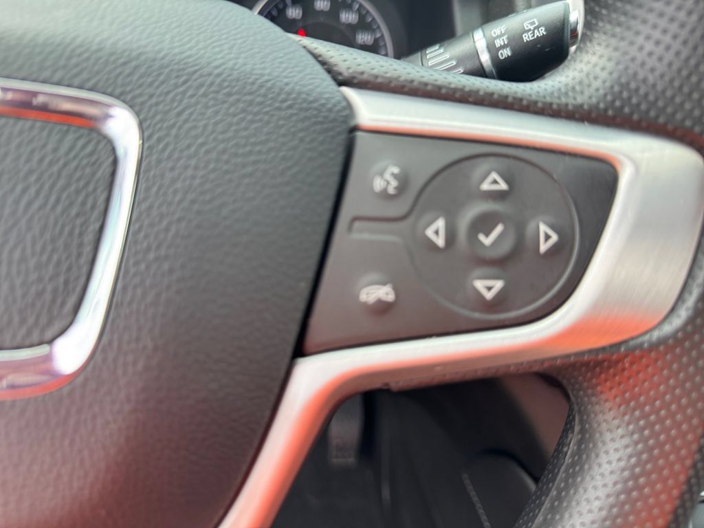 Used 2023 GMC Acadia SLE w/ Driver Convenience Package AWD/4WD image 31