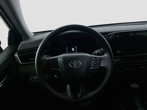 Used 2025 Toyota Camry LE FWD image 17