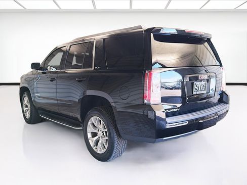 Used 2017 GMC Yukon SLE w/ SLE Value Package RWD image 6
