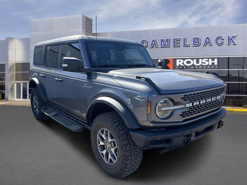 Used 2024 Ford Bronco Badlands AWD/4WD image 3