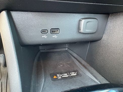 Used 2024 Buick Encore GX Preferred w/ Advanced Technology Package image 22