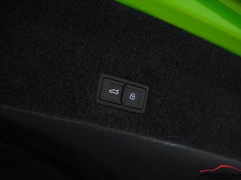 Used 2022 Lamborghini Urus AWD/4WD image 65