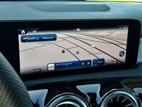 New 2025 Mercedes-Benz CLA 250 image 16
