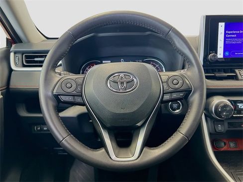 Used 2024 Toyota RAV4 Adventure image 17
