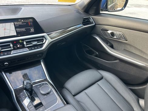 Used 2020 BMW 330i xDrive Sedan w/ Convenience Package image 23