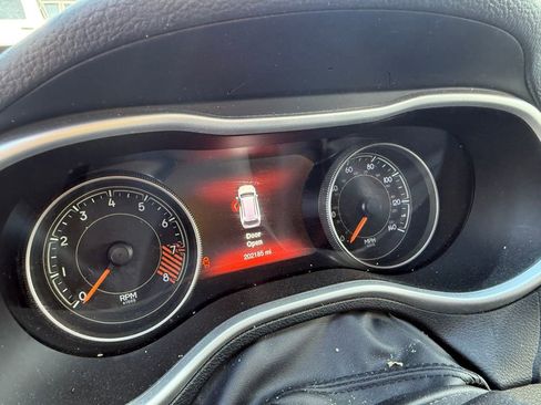 Used 2015 Jeep Cherokee Trailhawk AWD/4WD image 14