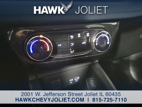 Used 2025 Chevrolet TrailBlazer LT AWD/4WD image 15