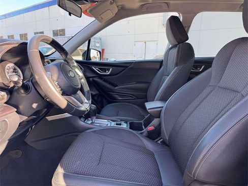 Used 2023 Subaru Forester Premium image 13