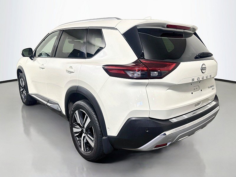 Certified 2023 Nissan Rogue Platinum w/ Platinum Premium Package AWD/4WD image 5