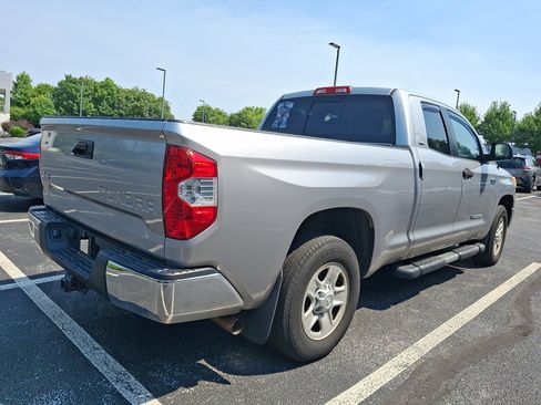 Certified 2016 Toyota Tundra SR5 AWD/4WD image 4