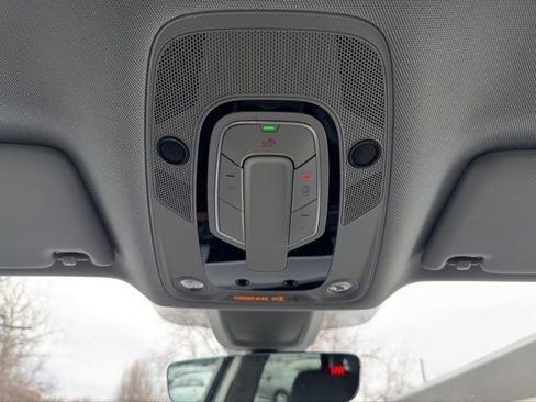 Used 2023 Audi Q5 2.0T Premium w/ Convenience Package image 21