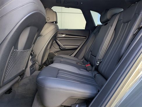 Used 2025 Audi SQ5 Premium Plus image 15