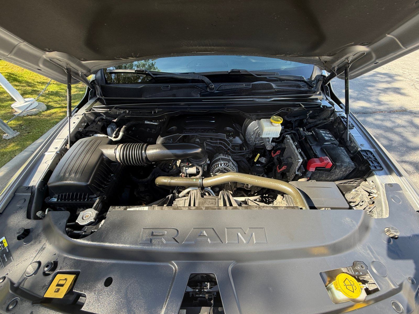 Used 2019 RAM 1500 Rebel w/ Rebel Level 2 Equipment Group AWD/4WD image 11