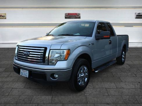 Used 2012 Ford F150 XLT w/ XLT Chrome Pkg RWD image 3