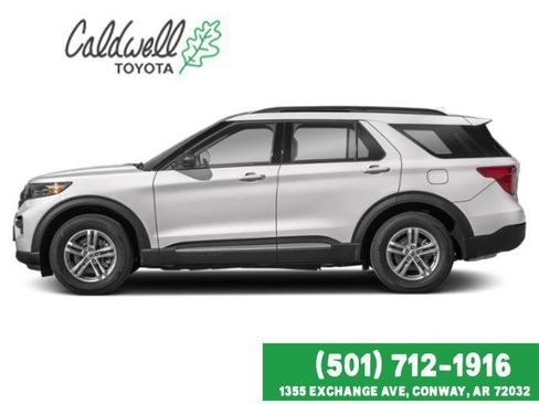 Used 2023 Ford Explorer XLT w/ Equipment Group 202A AWD/4WD image 39